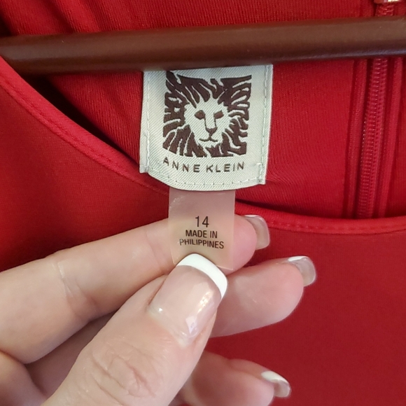 Red cap sleeve dress - Picture 2 of 3